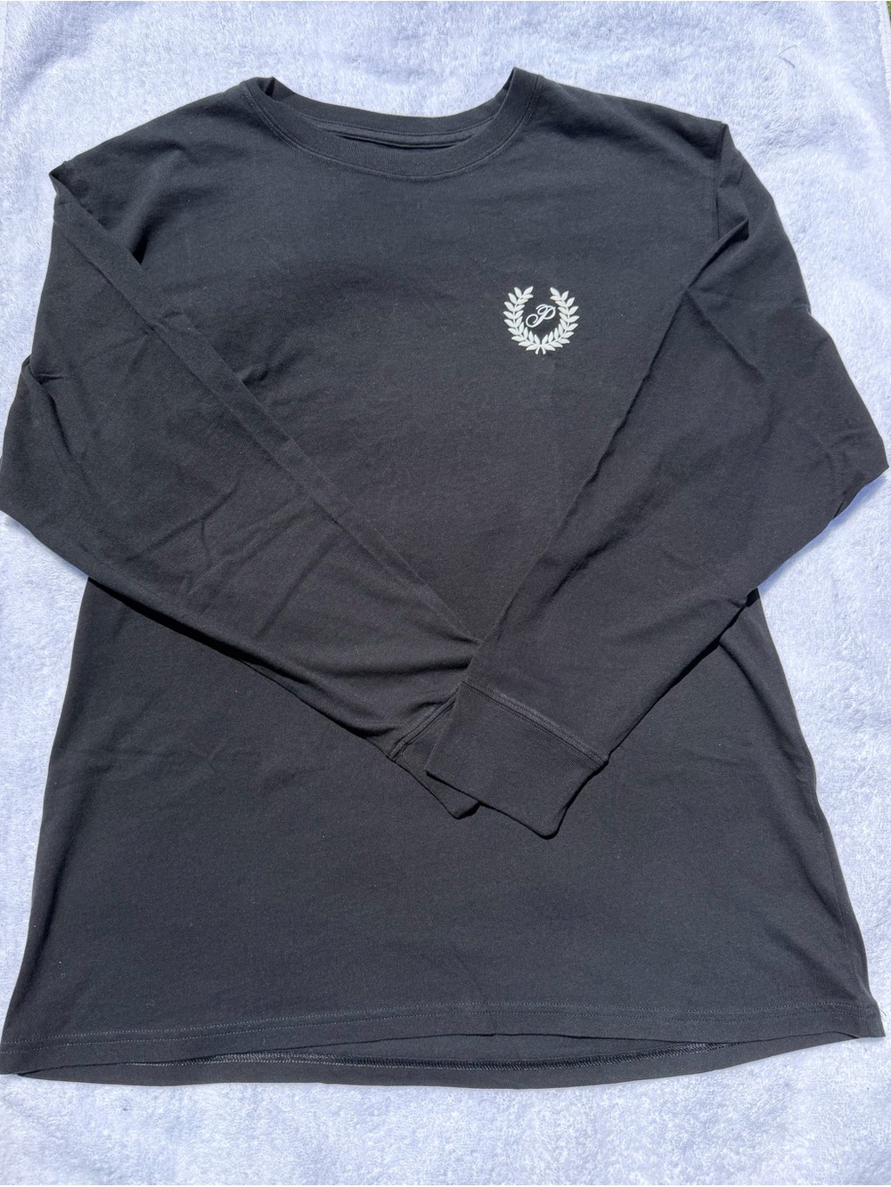 PINK Victoria's Secret Black Long-Sleeve Crewneck Shirt with Laurel Emblem